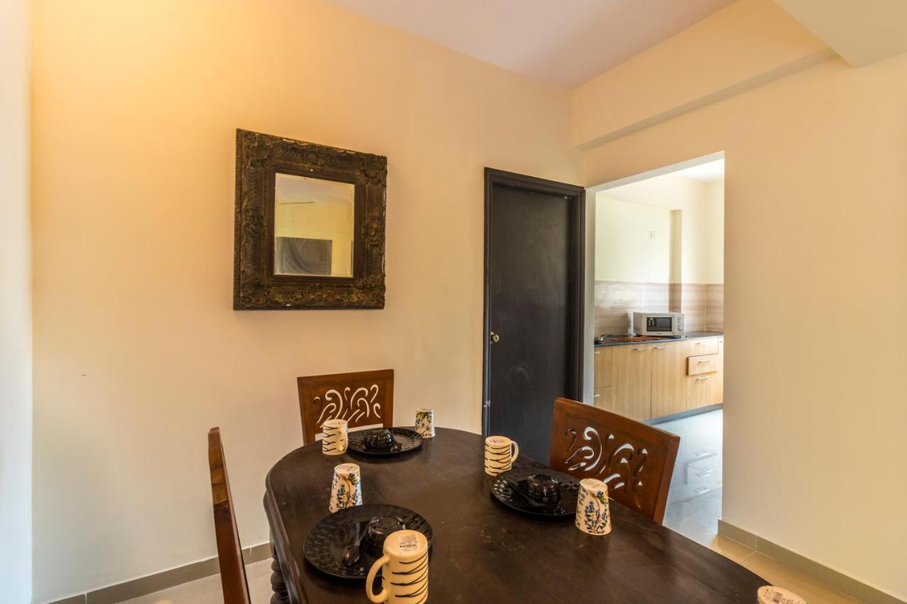 Ronnie's Studio Apartment Arpora Exterior foto