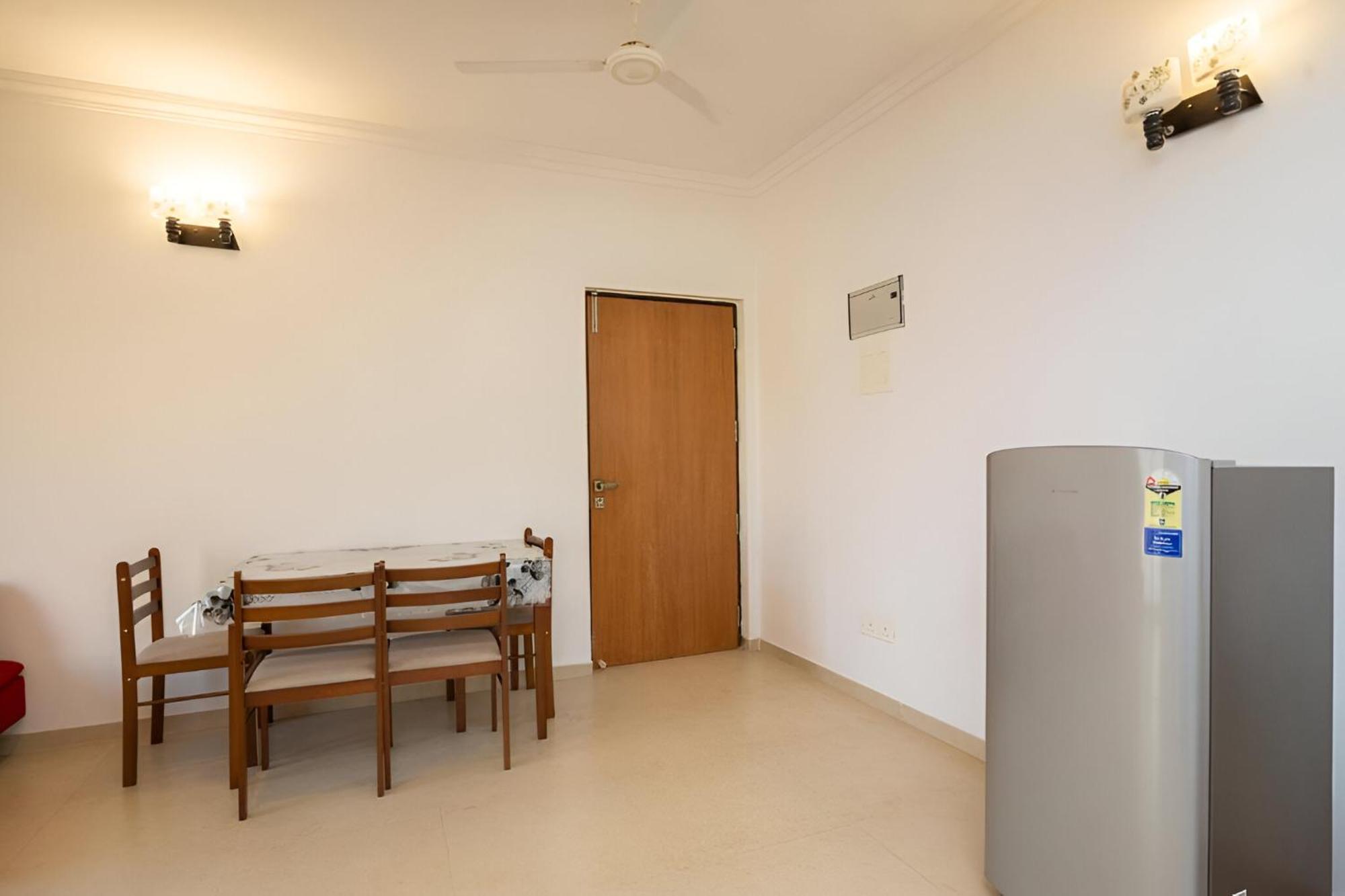 Ronnie's Studio Apartment Arpora Exterior foto